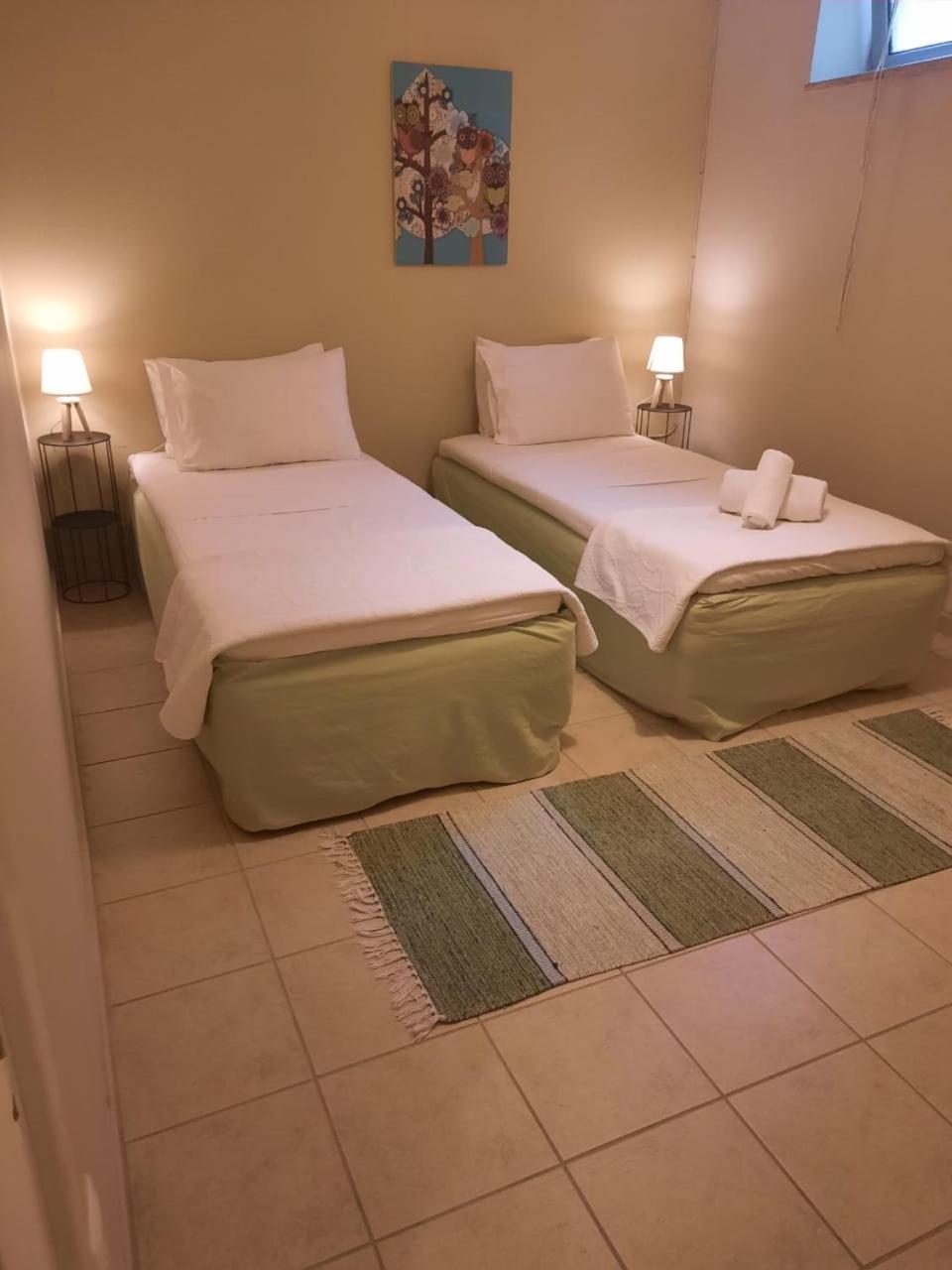 Tria Luxury Residences Stoupa Bagian luar foto